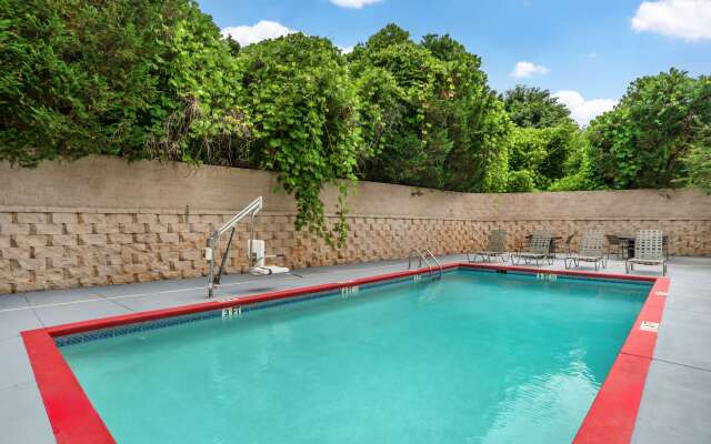 Best Western Plus Circle Inn