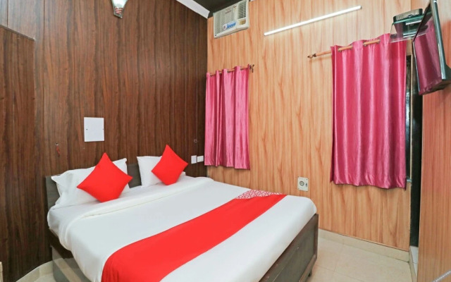 Hotel Maha Laxmi Palace by OYO Rooms