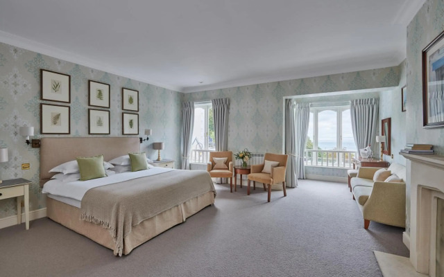 Fermain Valley Hotel