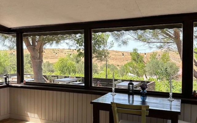 Denizhan Bağ Evi