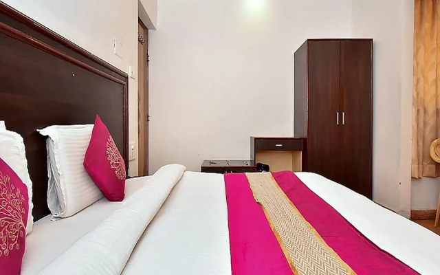 Hotel Deep Palace Near Bus Stand Udaipole