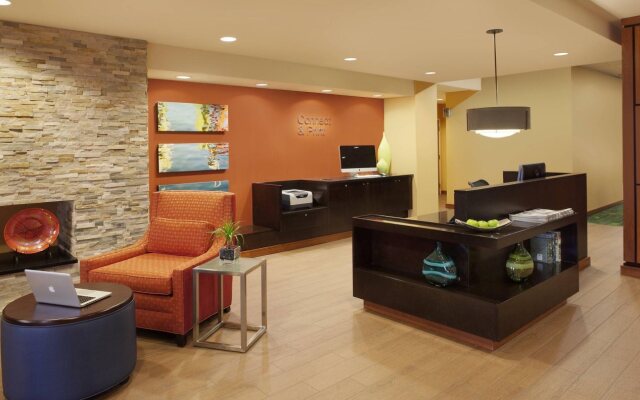 Fairfield Inn & Suites by Marriott Toronto Mississauga