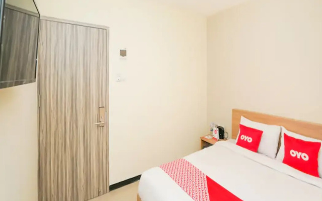 Hotel O Rungkut Near Its Surabaya Formerly Ace Business Hotel