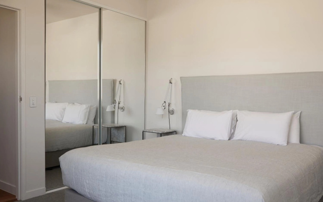 Byron Bay Accom - North Beach Houses 44 Bayshore Drive - No pool in studio – Guest Rooms – Byron Bay