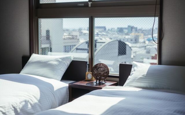 RESI STAY Karasuma Gojo