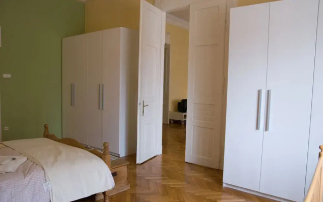 Opera Theater Apartment