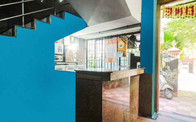 SPOT ON 44152 Lk Residency