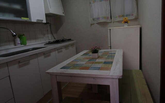 iCOS Guesthouse 1 for Female - Hostel
