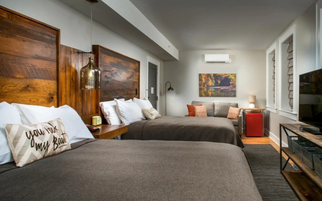 Western Front Hotel