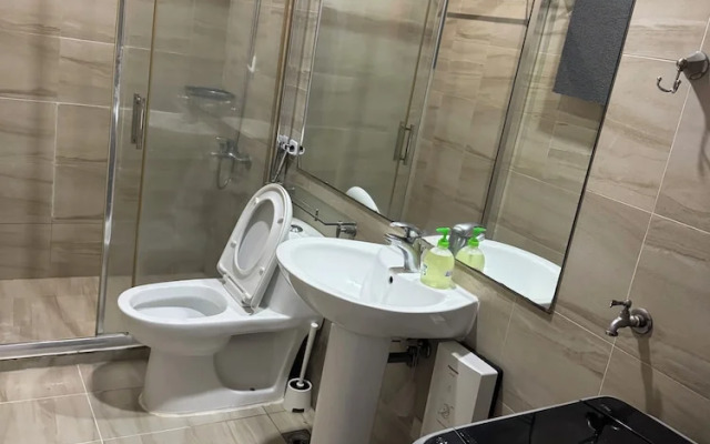 2 bedrooms in makati with balcony