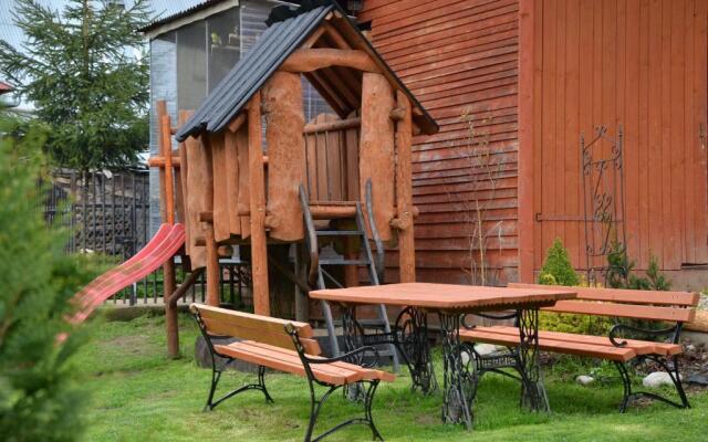 Pokoje Gościnne „U Ani"