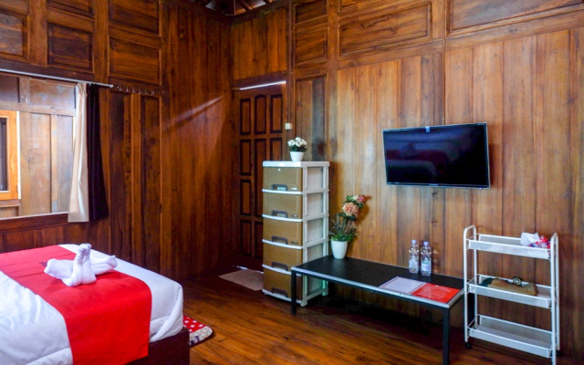 RedDoorz near Terminal Mendolo Wonosobo