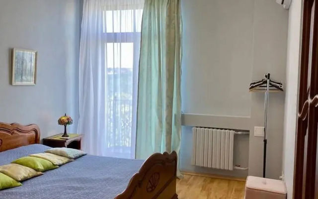 Apartments on Independence Avenue 29
