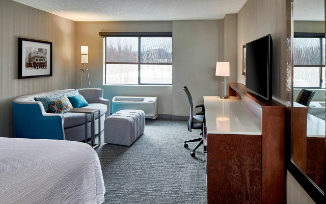 Courtyard by Marriott Seattle Sea-Tac Area