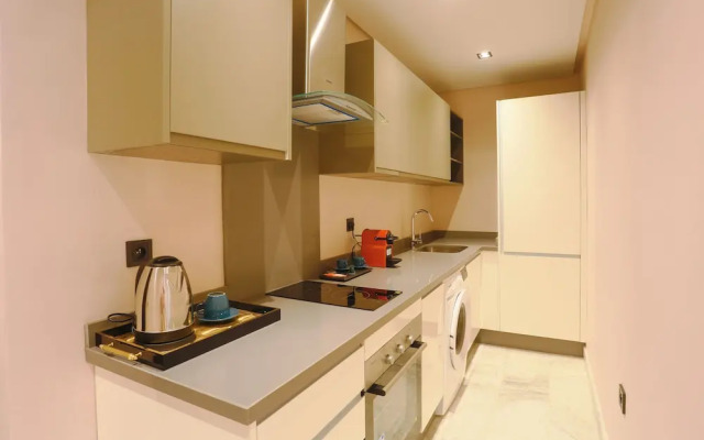 Les Joyeux Luxury Suites & Appart