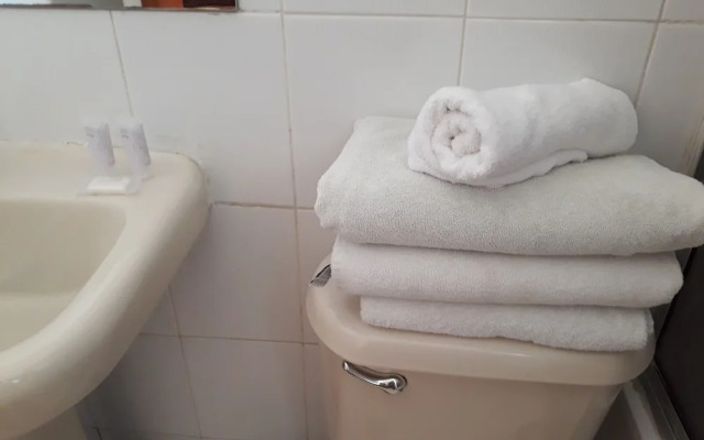 Hotel 3 Poniente