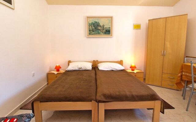 Apartment 535