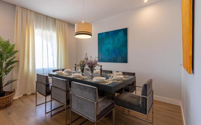 Plaza de España Deluxe Suites