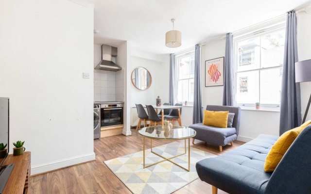 Bright 1 Bed Flat on Vibrant Brick Lane