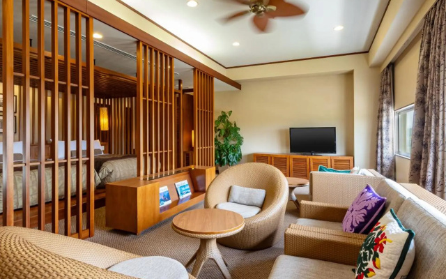 Spa Resort Hawaiians Monolith Tower — 4-star hotel in Iwaki