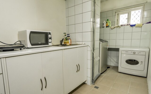 Starriver Hostel