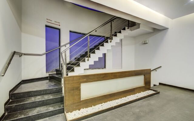 Collection O 30042 Melody Inn Whitefield