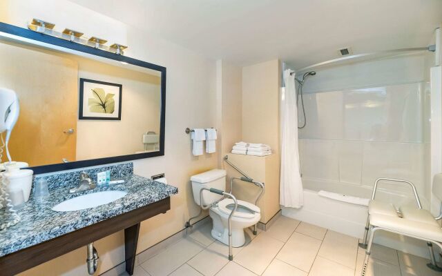 Prestige Riverside Lodge