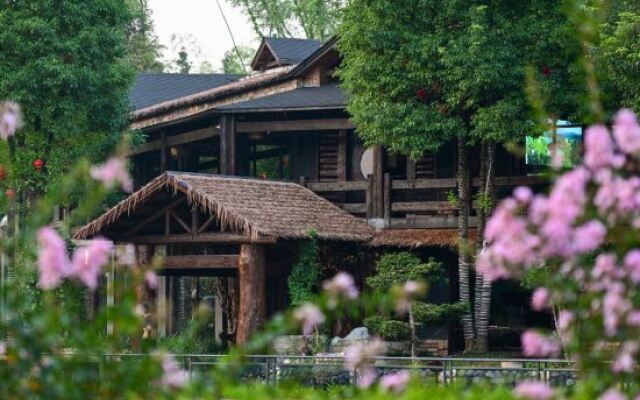 Huaxiwan Country Holiday Hostel