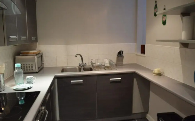 Lovely 2 Bedroom Apartment in Putney
