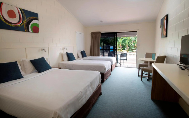 Nightelier Mission Beach