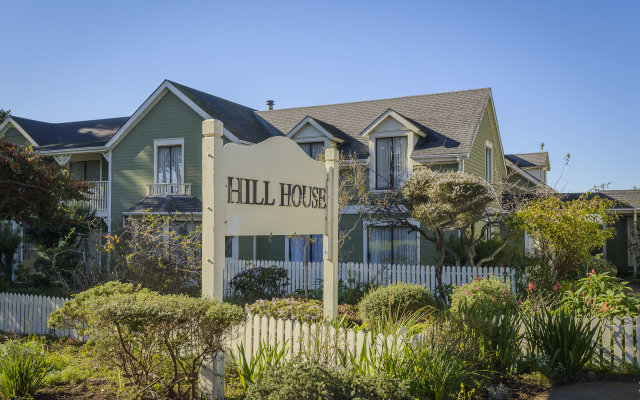 Hill House Inn