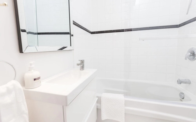 Applewood Suites - 2 BDRM Annex Loft