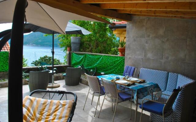 Mediterraneo House Perast