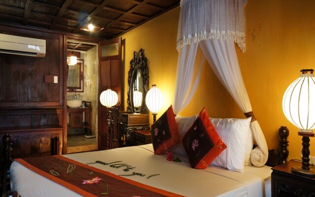 Vinh Hung Heritage Hotel