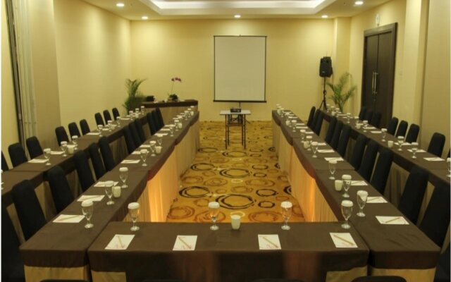 Merapi Merbabu Hotels & Resort Bekasi