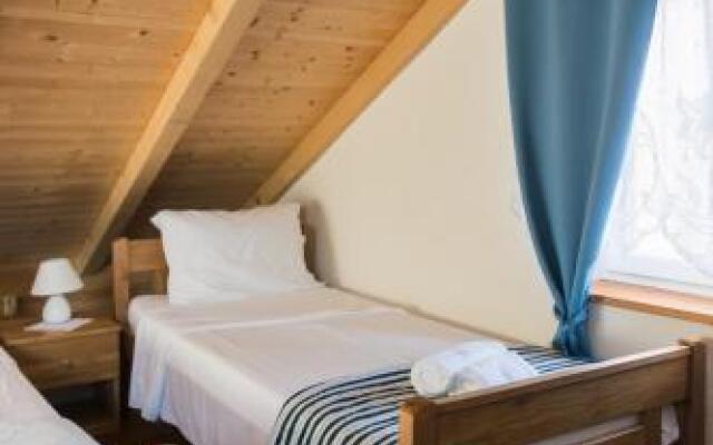 Rustic Apartment Mariva