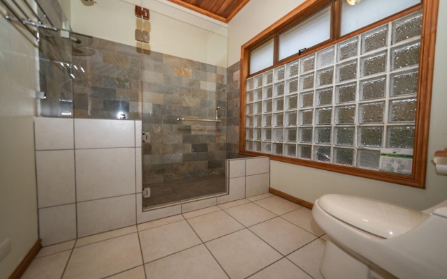 Ficus Sunset Suites