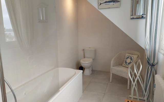 Holiday Home in Camaret sur Mer