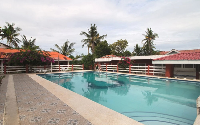 OYO 853 Malapascua Beach And Dive Resort
