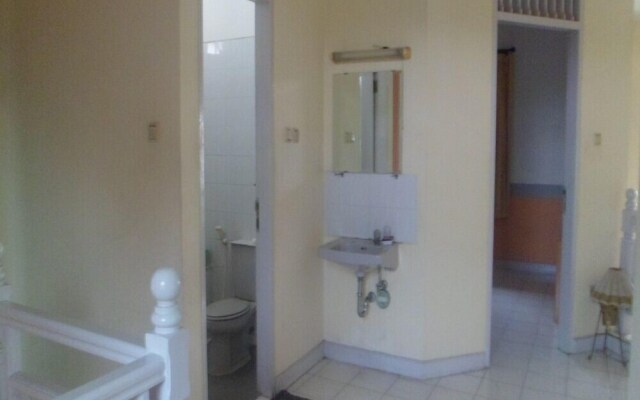 Kota Bunga B
