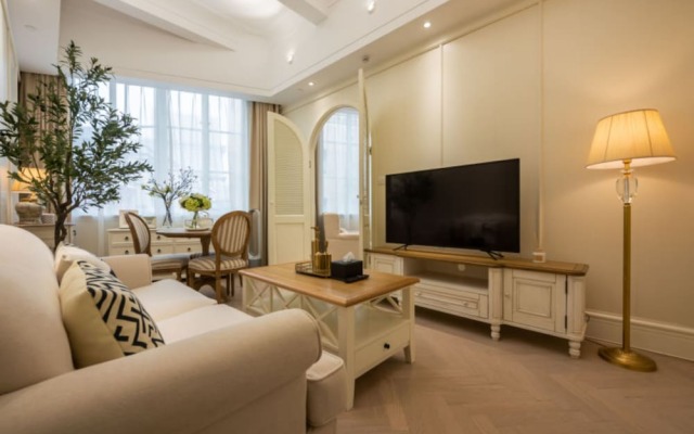 Hidden Residence- No.2 on the Bund