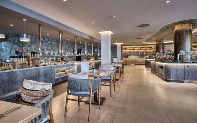 Radisson Blu Resort Lanzarote - Adults Only +16