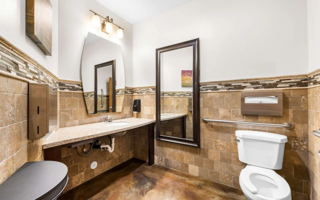 Best Western Driftwood Inn