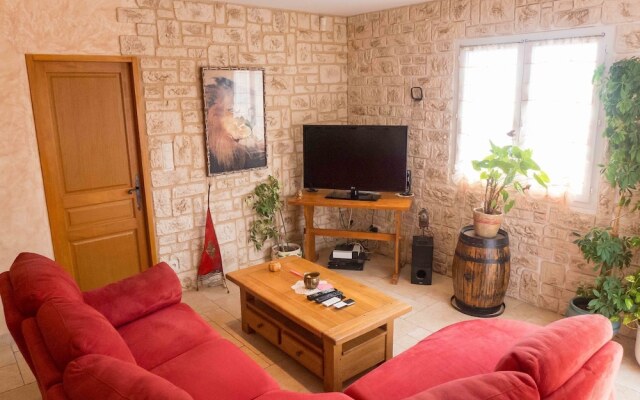 Spacious Furnished Holiday Villa With Private Pool and Covered Terrace