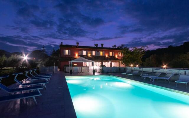 CASCINA MARIANNA 12&4, Emma Villas