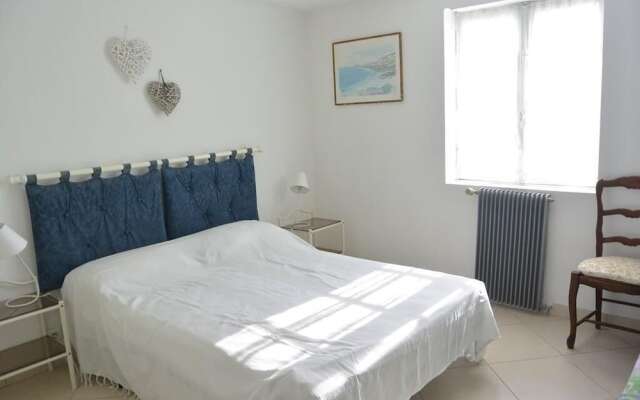 LAURA VILLA - FACING THE SEA - FAVONE Chalet 5