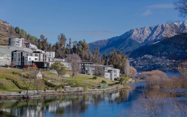 DoubleTree by Hilton Queenstown