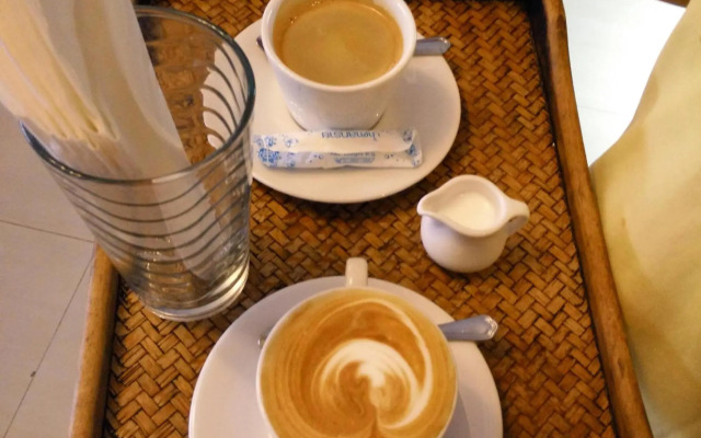Amici Miei Hotel (SHA Certified)