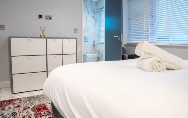 Stunning 2-bed Ground Floor Flat in Birmingham