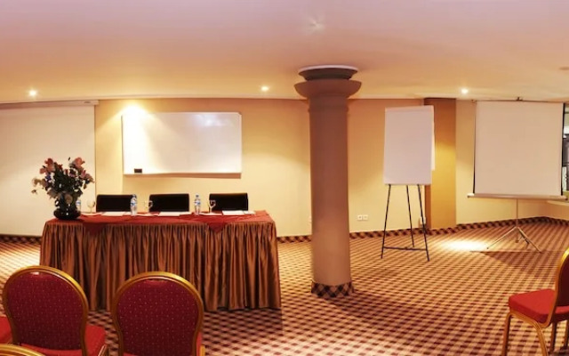 Hotel Tghat